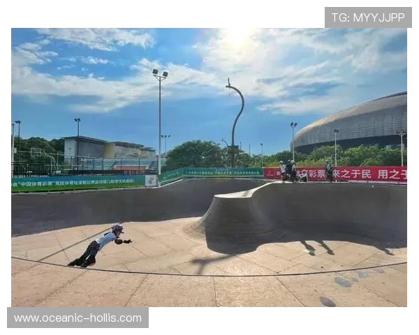 广州滑板队在攀岩联赛中的灵活性表现引发热议与关注